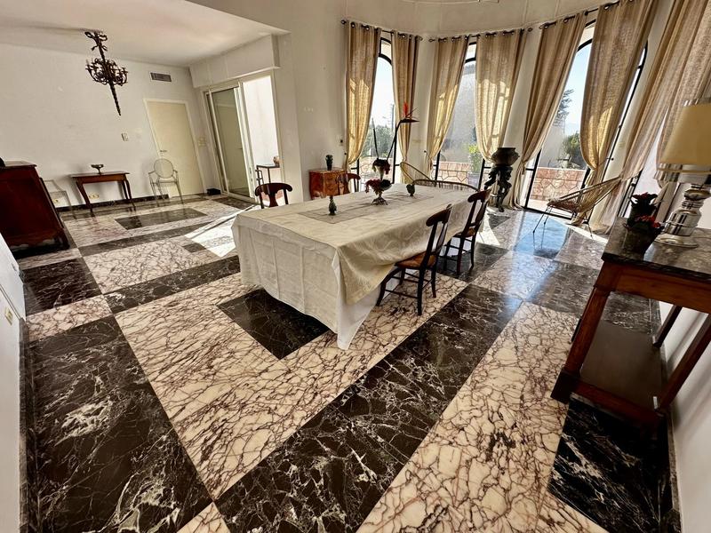 Maison de ville - 240 m²