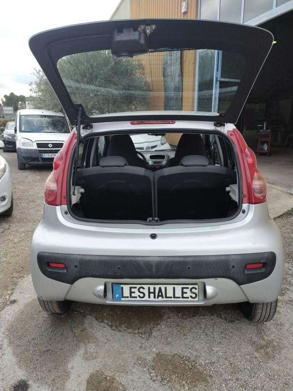 Peugeot 107 1,0 68cv 12v 2-Troniv Trendy Boite Auto