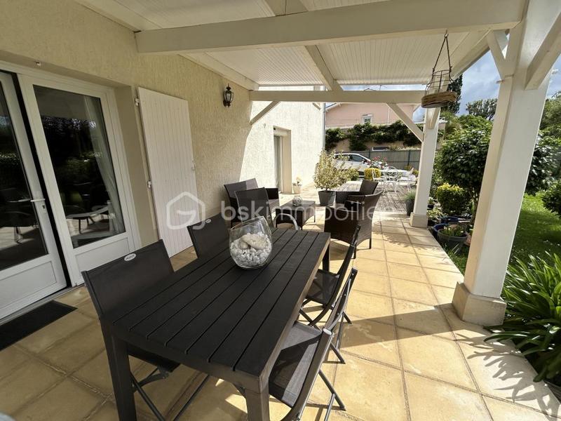 Maison - 170 m² - 7 pièces