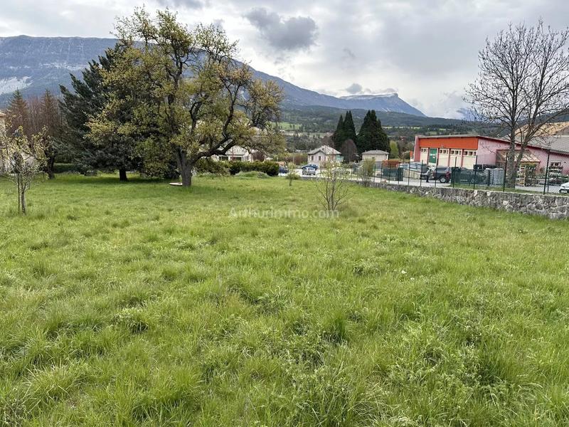 Terrain - 885 m²