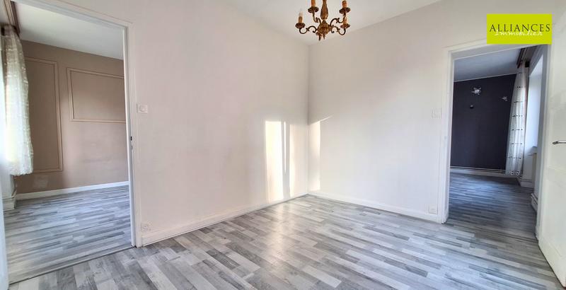 Appartement - 77 m² - 4 pièces