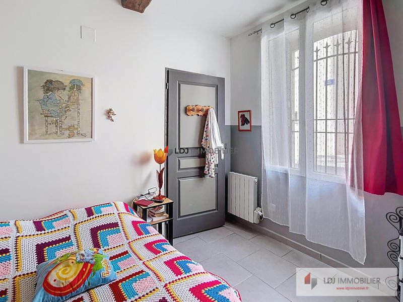 Maison - 180 m² - 8 pièces