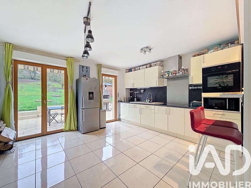 Maison - 91 m² - 4 pièces