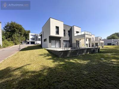 Maison - 165 m² - 6 pièces