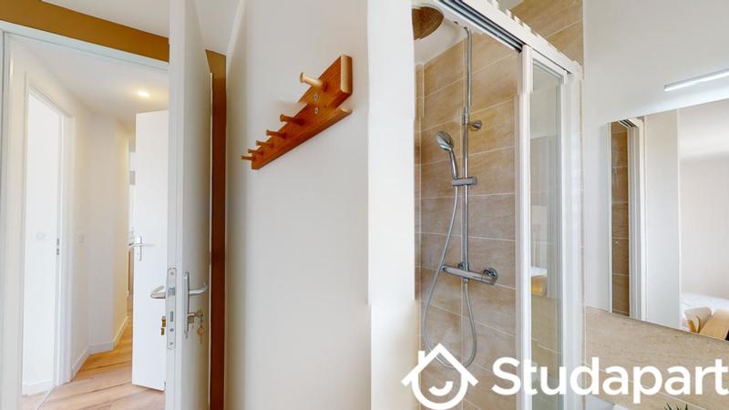 Chambre - 8 m² - 1 pièce