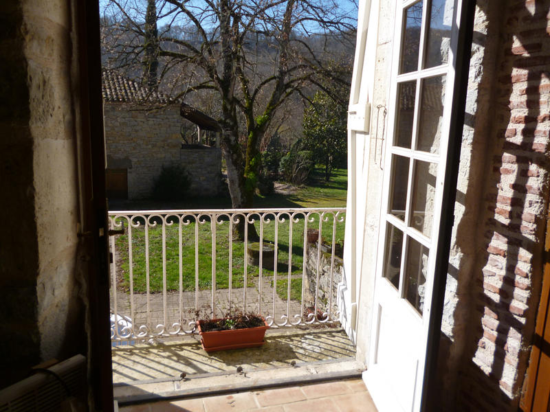 Maison - 250 m² - 6 pièces