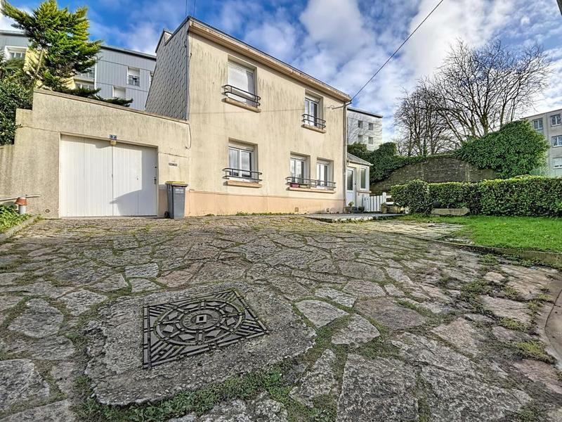 Maison - 87 m² - 4 pièces