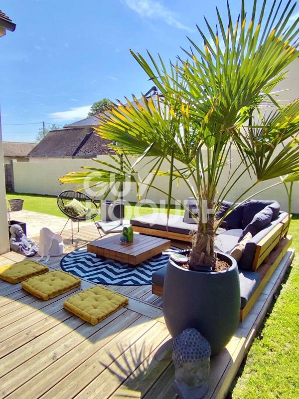 Maison - 216 m² - 10 pièces