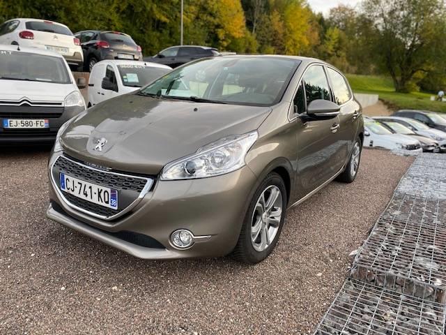 Peugeot 208 1.6 E-Hdi 92 Allure