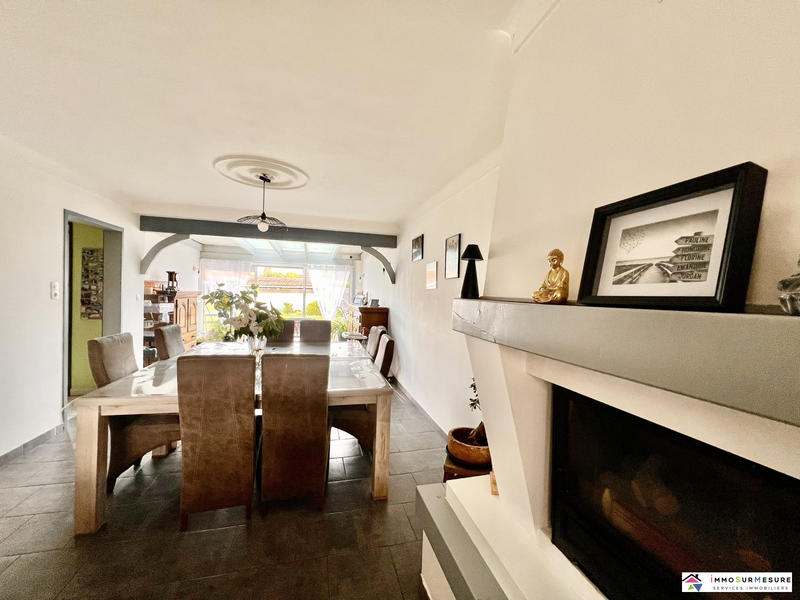 Maison - 180 m² - 5 pièces