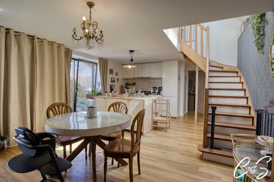 Maison - 79 m² - 3 pièces