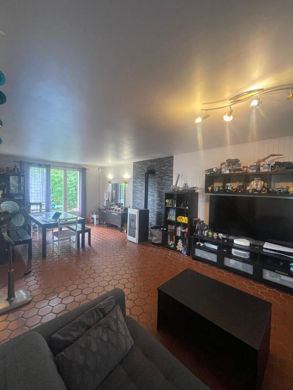 Maison - 93 m² - 4 pièces