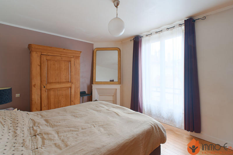 Maison - 96 m² - 5 pièces