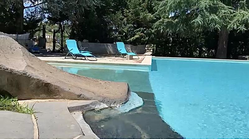 Bastide - 379 m² - 9 pièces