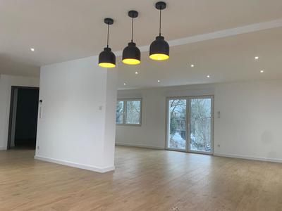 Maison - 184 m² - 6 pièces