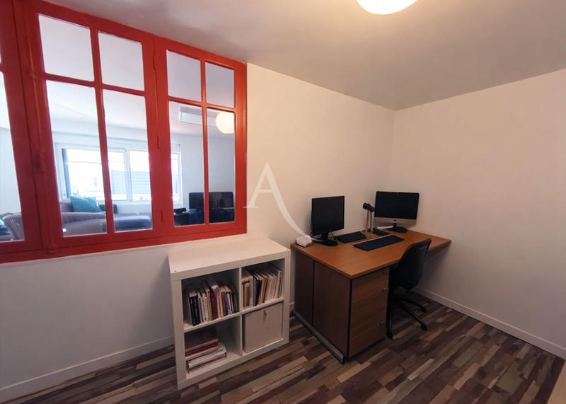 Maison - 207 m² - 10 pièces