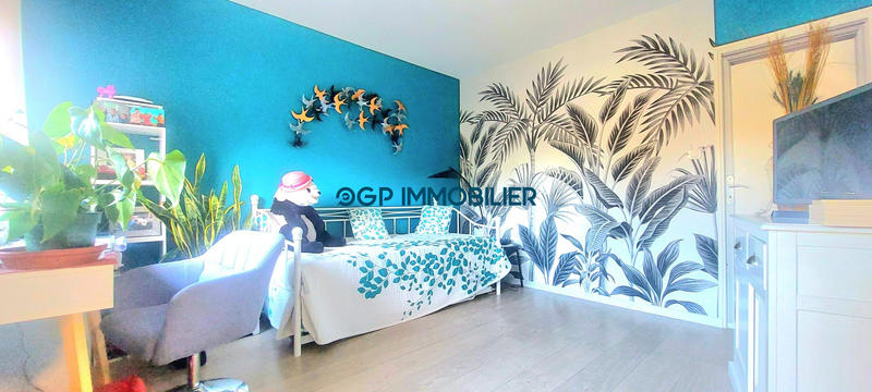 Maison traditionnelle - 104 m² - 5 pièces