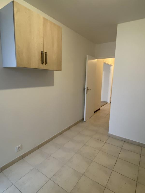 Appartement - 90 m² - 5 pièces
