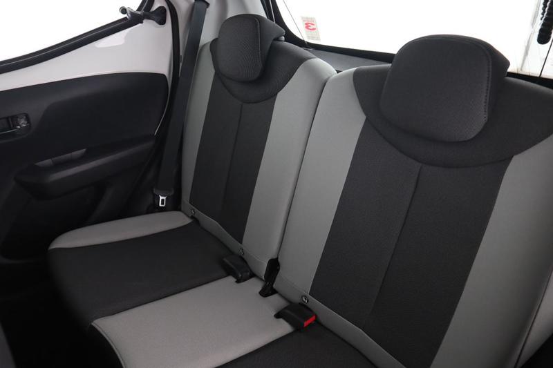 Toyota Aygo 1.0 Vvt-i X-Play 5p 69 ch