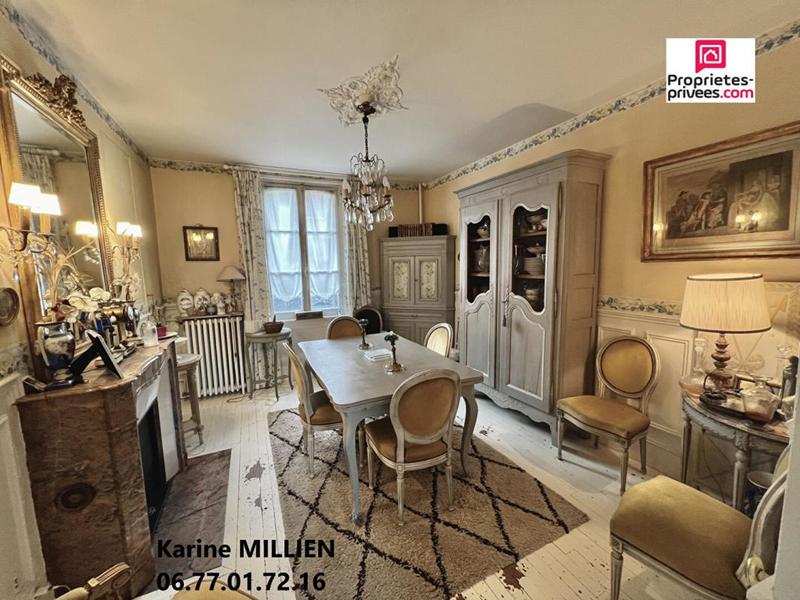 Maison - 200 m² - 8 pièces