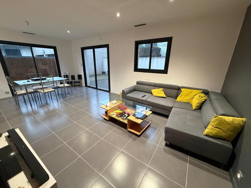 Villa - 84 m² - 3 pièces