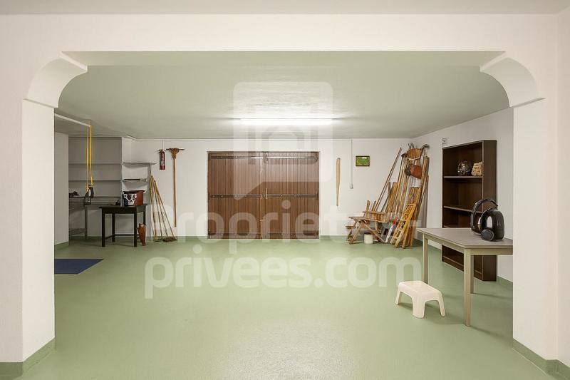 Maison - 203 m² - 5 pièces