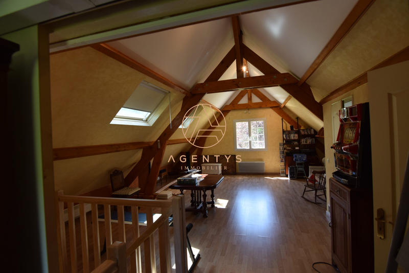 Maison contemporaine - 220 m² - 7 pièces