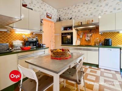 Maison - 186 m² - 7 pièces