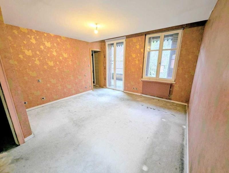 Maison - 258 m² - 6 pièces