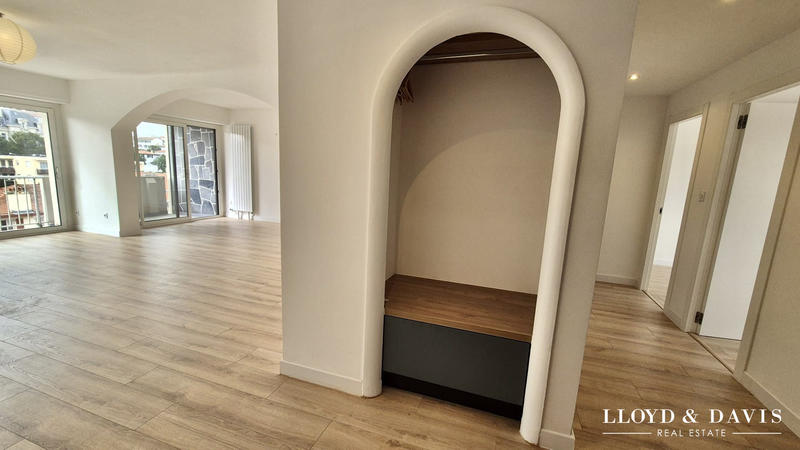 Appartement - 83 m² - 3 pièces