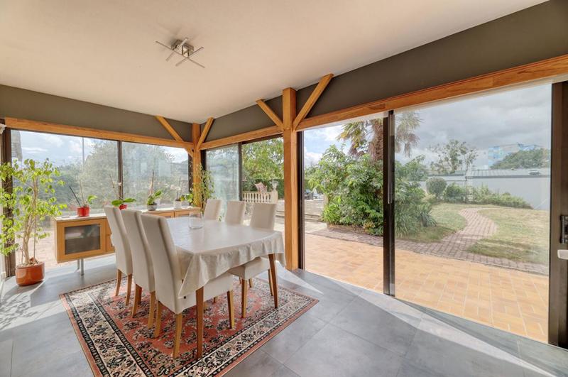 Maison - 166 m² - 6 pièces