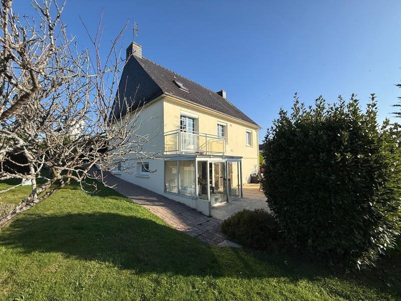 Maison - 105 m² - 5 pièces