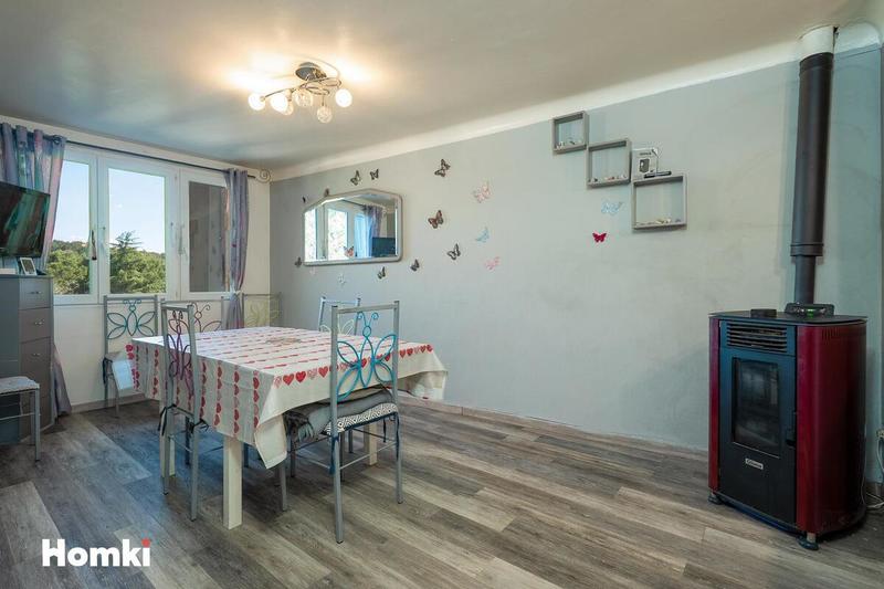 Maison - 84 m² - 5 pièces