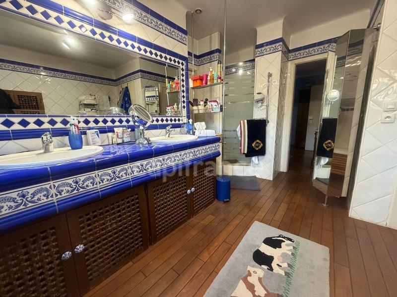 Maison - 180 m² - 6 pièces