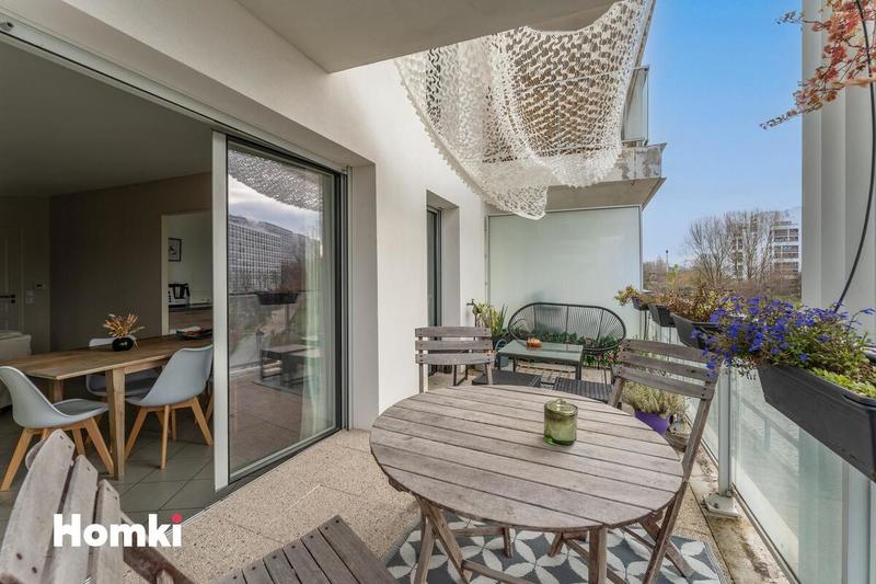 Appartement - 80 m² - 4 pièces