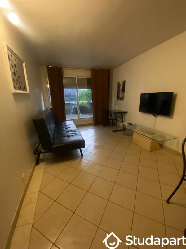 Chambre - 8 m² - 1 pièce