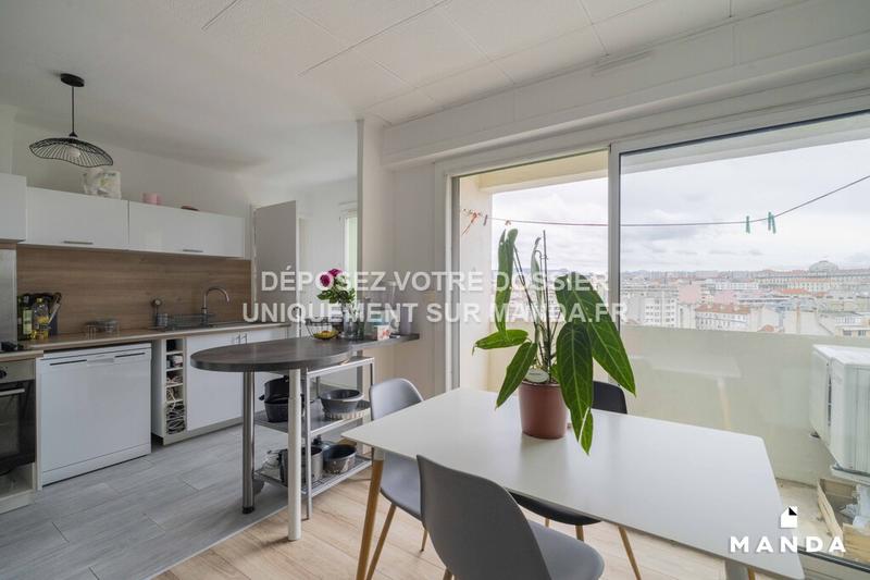 Chambre - 10 m² - 4 pièces