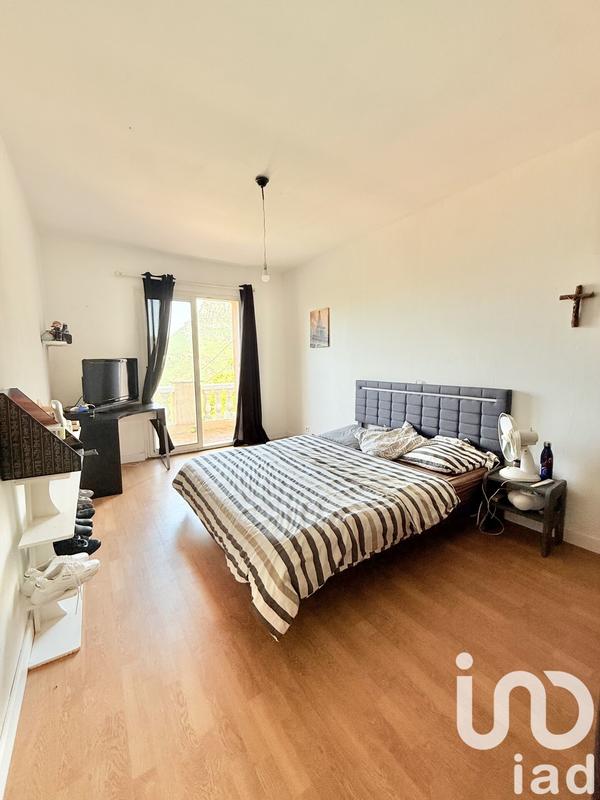 Maison - 207 m² - 7 pièces