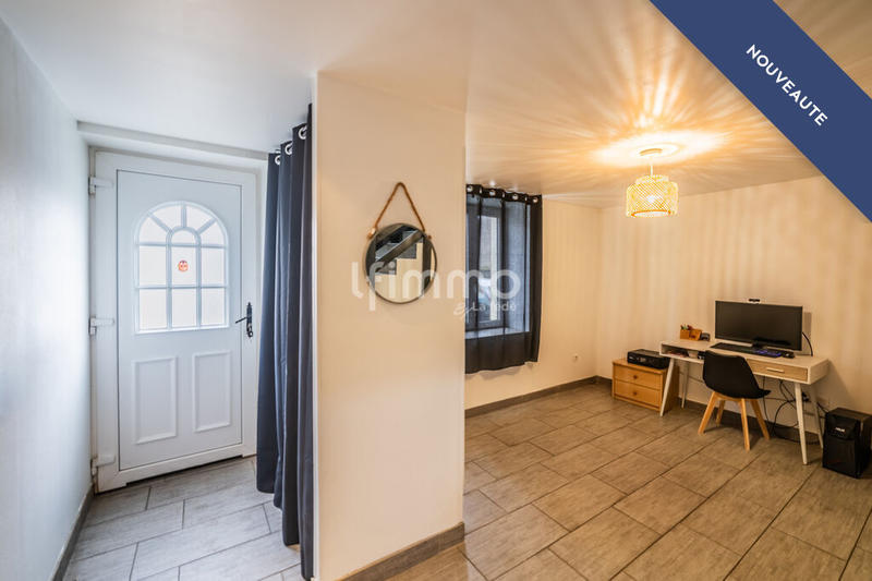 Maison - 220 m² - 6 pièces