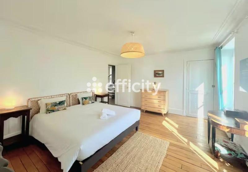 Maison - 170 m² - 6 pièces