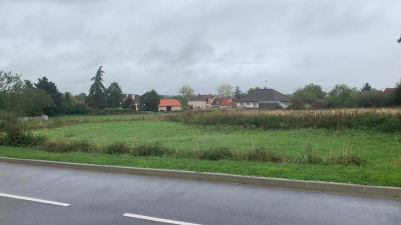 Terrain - 2 800 m²