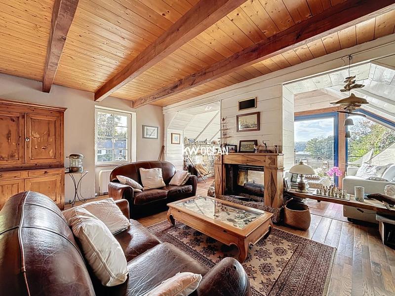 Maison - 160 m² - 7 pièces