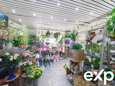 Fonds de commerce - Local commercial - 114 m²