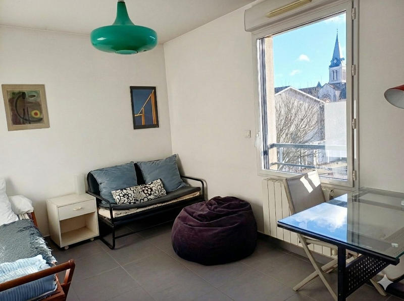 Appartement - 81 m² - 3 pièces