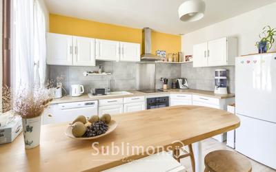 Maison - 90 m² - 4 pièces