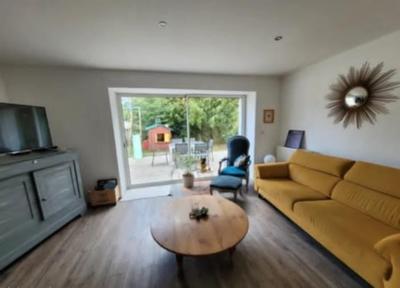 Maison - 300 m² - 9 pièces