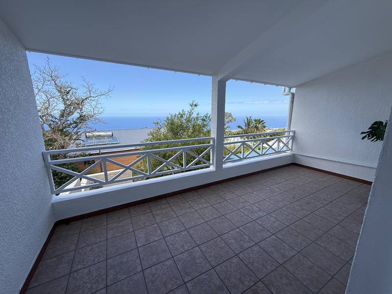 Appartement - 104 m² - 6 pièces