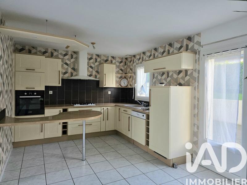 Maison - 141 m² - 6 pièces