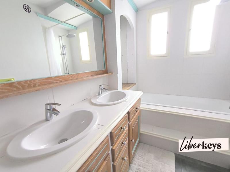 Appartement - 83 m² - 3 pièces