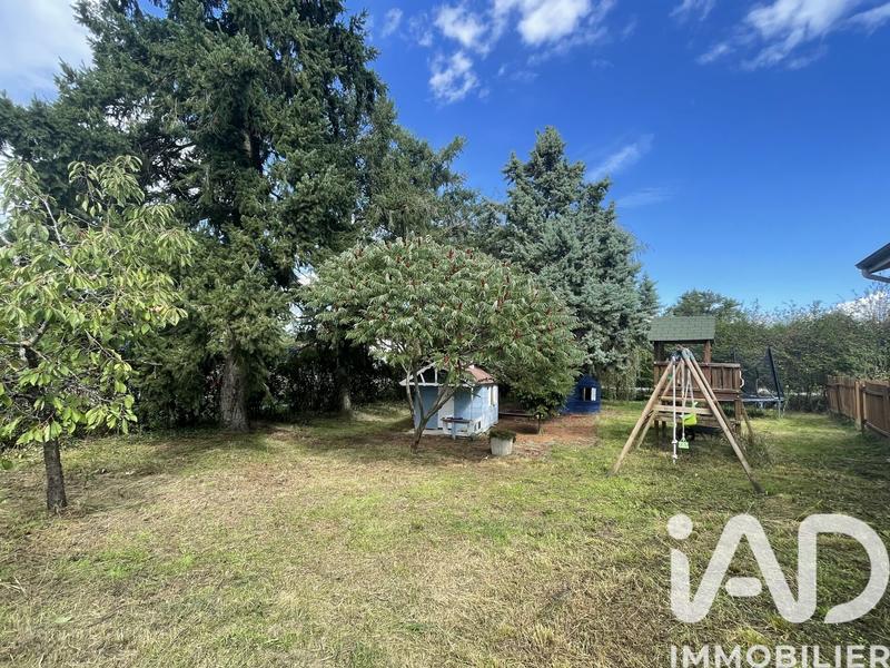 Maison - 181 m² - 9 pièces